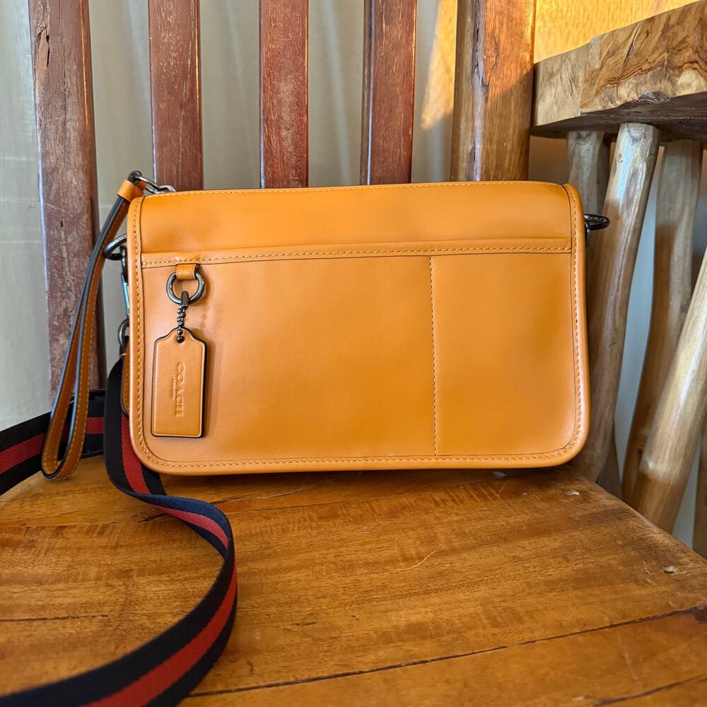 Coach Heritage Small Convertible Butterscotch Leather Crossbody Wristlet Bag - Picture 3 of 15